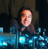 Professor Daniel Chiu of Washington University